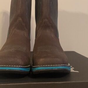 Ariat Brown and Blue Winter Boots